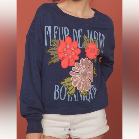 Anthropologie 100% Cotton Floral Appliqué Pullover Sweatshirt Boxy Cozy Size M - Picture 2 of 9